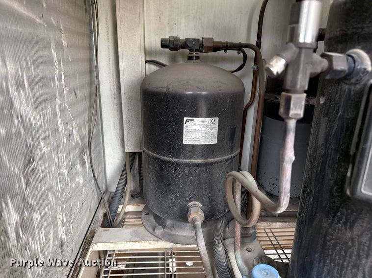 image for item EG2562 2017 Ford E450 Super Duty refrigerated truck