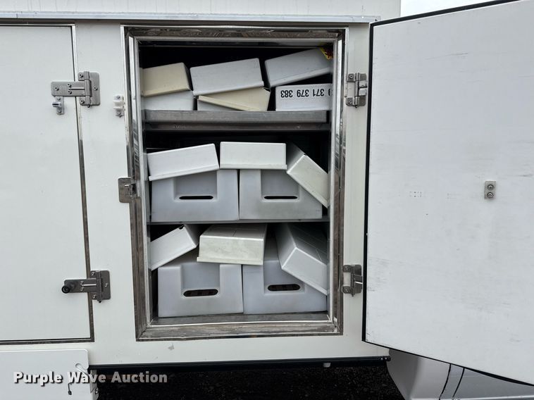 image for item EG2562 2017 Ford E450 Super Duty refrigerated truck