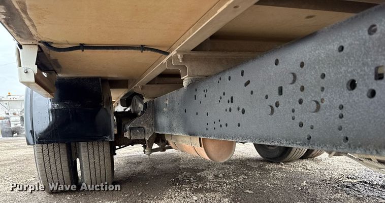 image for item EG2562 2017 Ford E450 Super Duty refrigerated truck