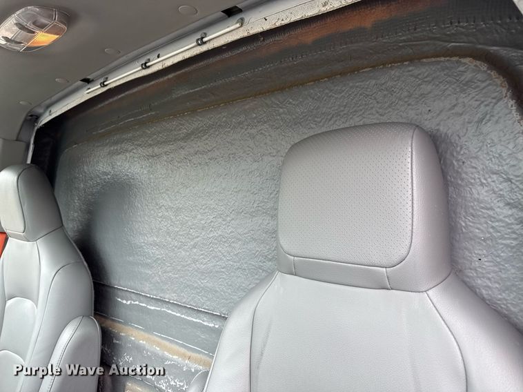 image for item EG2562 2017 Ford E450 Super Duty refrigerated truck