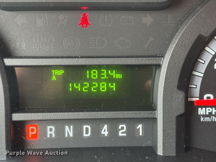 image for item EG2562 2017 Ford E450 Super Duty refrigerated truck