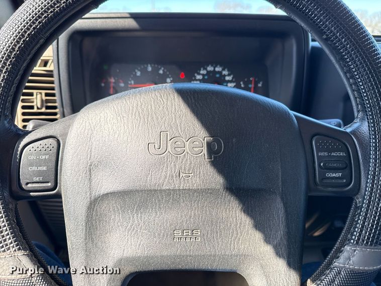image for item EG2575 2004 Jeep Wrangler Sport SUV