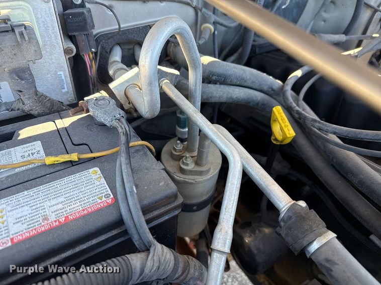 image for item EG2575 2004 Jeep Wrangler Sport SUV