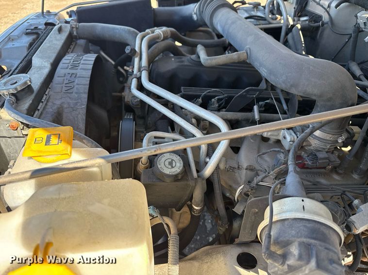 image for item EG2575 2004 Jeep Wrangler Sport SUV