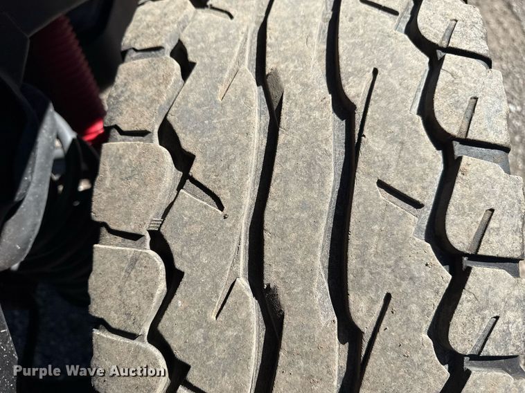 image for item EG2575 2004 Jeep Wrangler Sport SUV