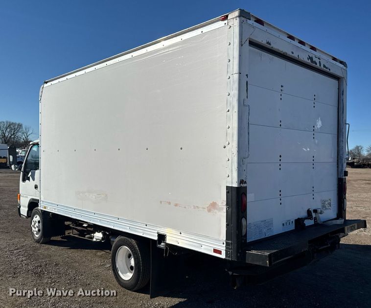 image for item EG2582 1999 Isuzu NPR box truck