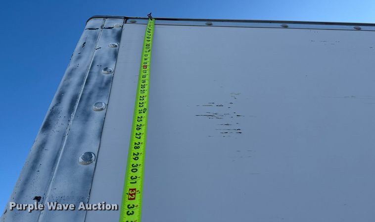 image for item EG2582 1999 Isuzu NPR box truck