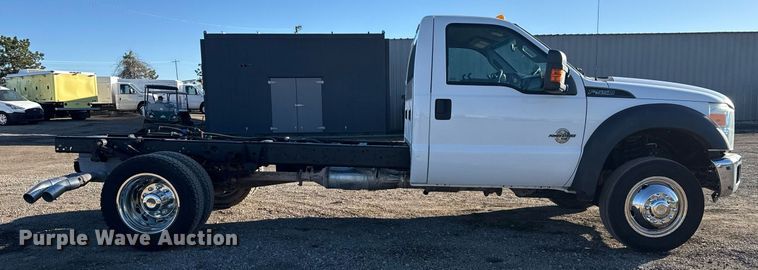 image for item EG2583 2015 Ford F550 truck cab and chassis