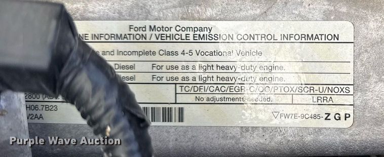 image for item EG2583 2015 Ford F550 truck cab and chassis