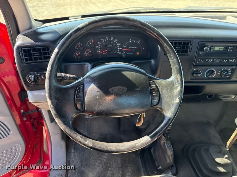 image for item EG2595 2001 Ford F650 Super Duty flatbed truck