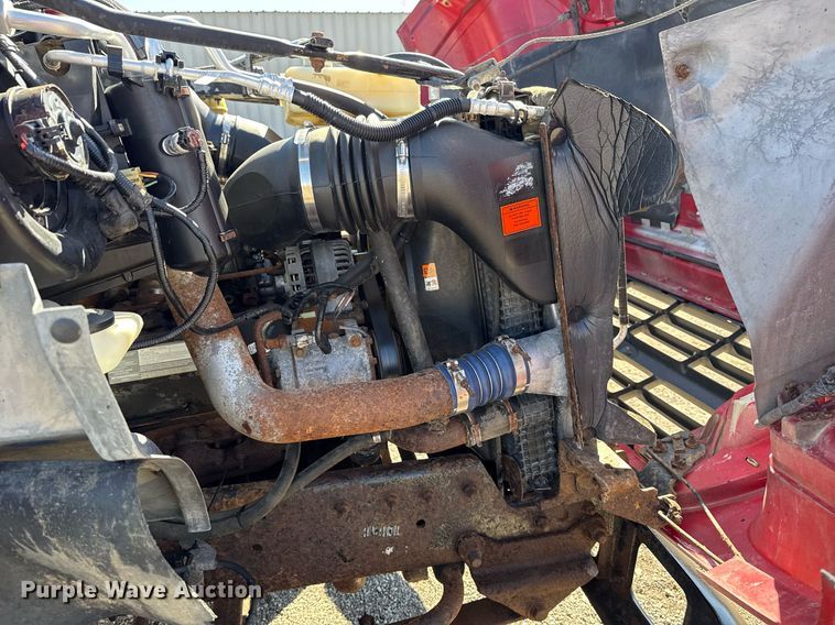 image for item EG2595 2001 Ford F650 Super Duty flatbed truck