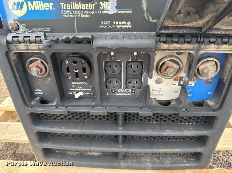 image for item EG2612 2010 Miller Trailblazer 302 welder/generator
