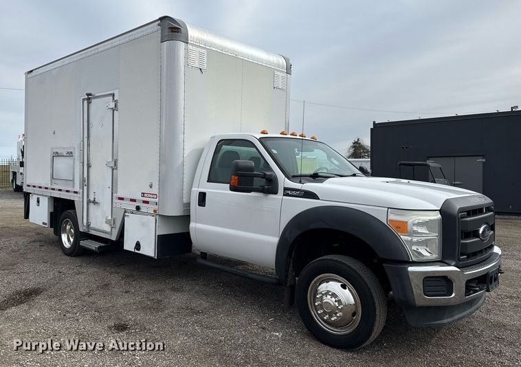 image for item EG2614 2016 Ford F550 Super Duty box truck