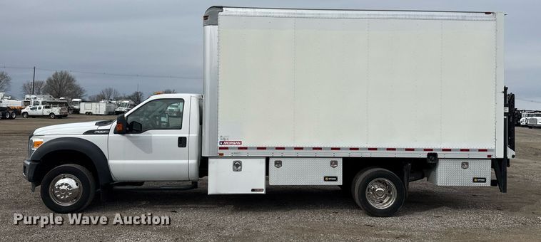 image for item EG2614 2016 Ford F550 Super Duty box truck