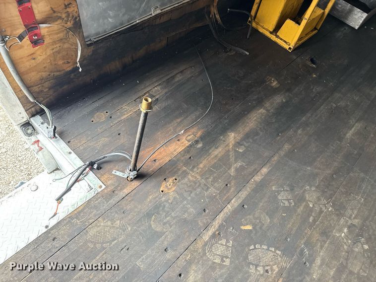 image for item EG2614 2016 Ford F550 Super Duty box truck