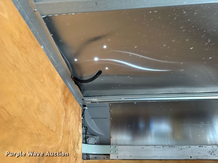 image for item EG2614 2016 Ford F550 Super Duty box truck