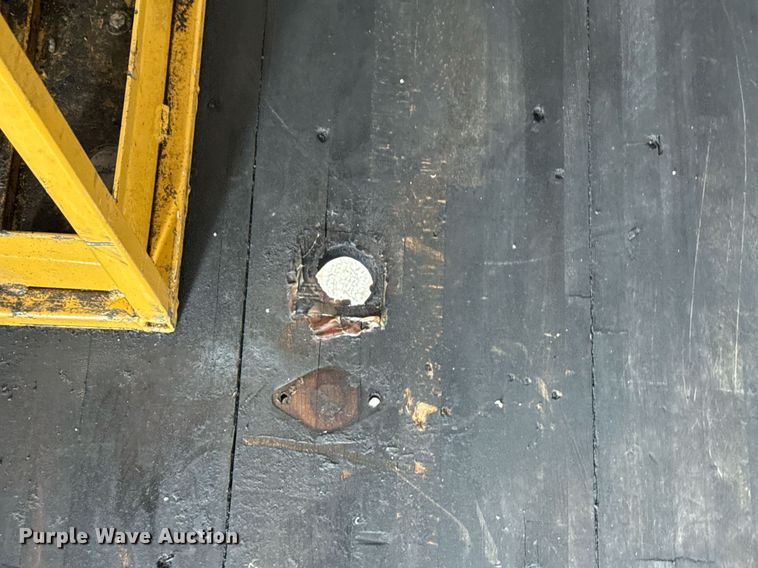 image for item EG2614 2016 Ford F550 Super Duty box truck