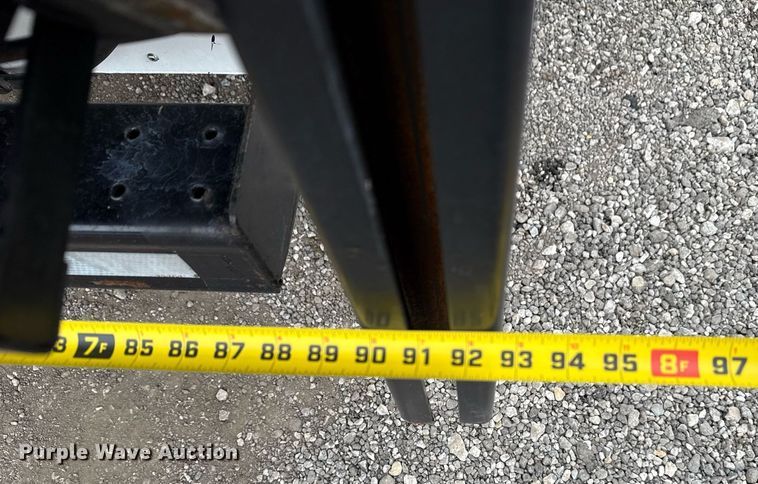 image for item EG2614 2016 Ford F550 Super Duty box truck