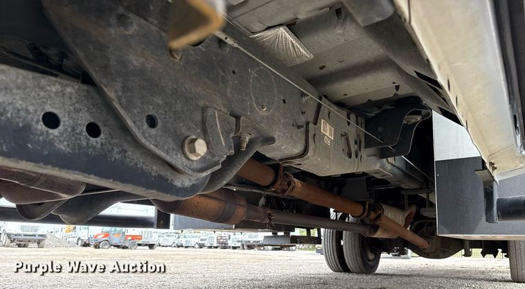 image for item EG2614 2016 Ford F550 Super Duty box truck