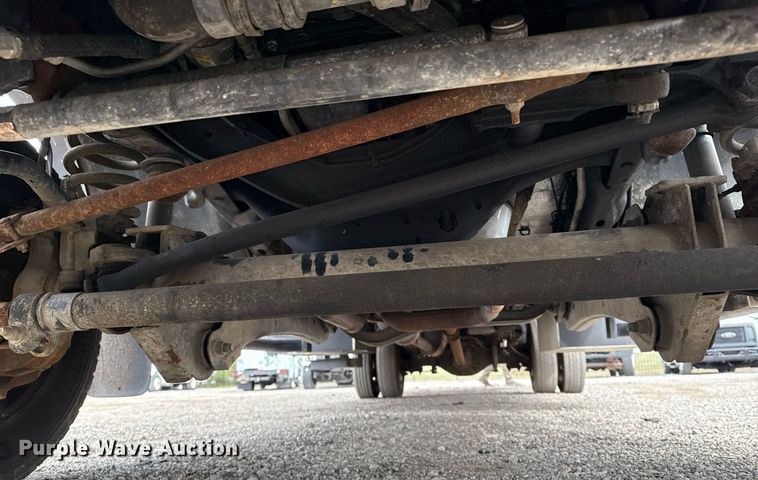 image for item EG2614 2016 Ford F550 Super Duty box truck