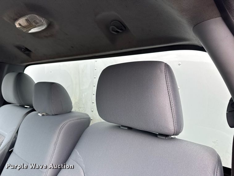 image for item EG2614 2016 Ford F550 Super Duty box truck