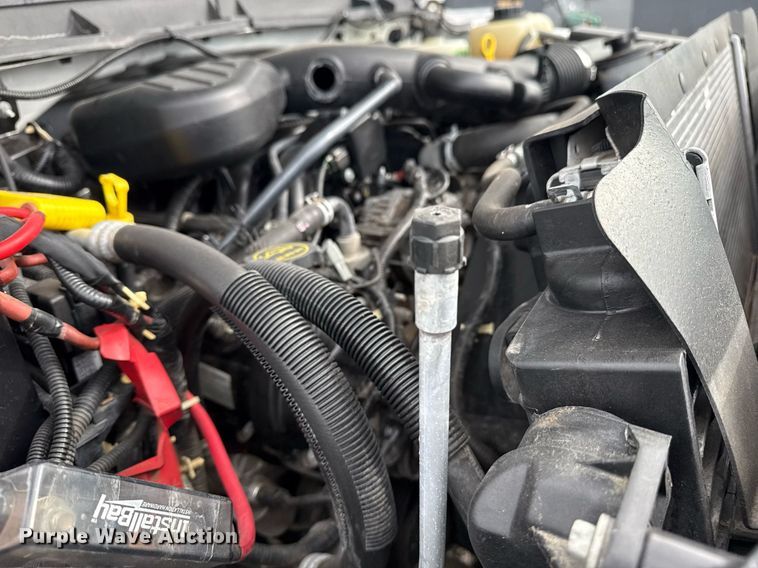 image for item EG2614 2016 Ford F550 Super Duty box truck