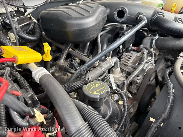 image for item EG2614 2016 Ford F550 Super Duty box truck