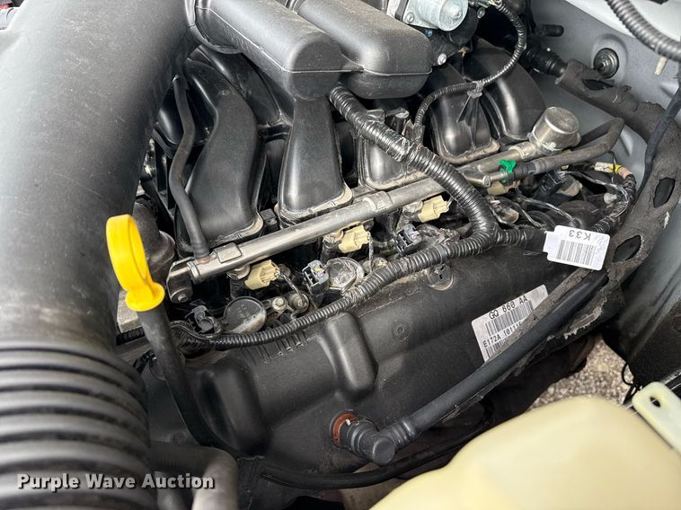 image for item EG2614 2016 Ford F550 Super Duty box truck