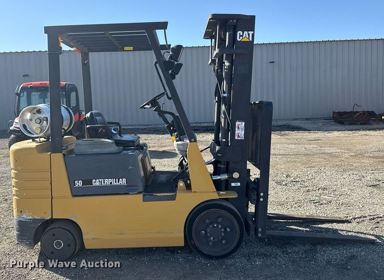image for item EG2618 1997 Caterpillar GC25 forklift