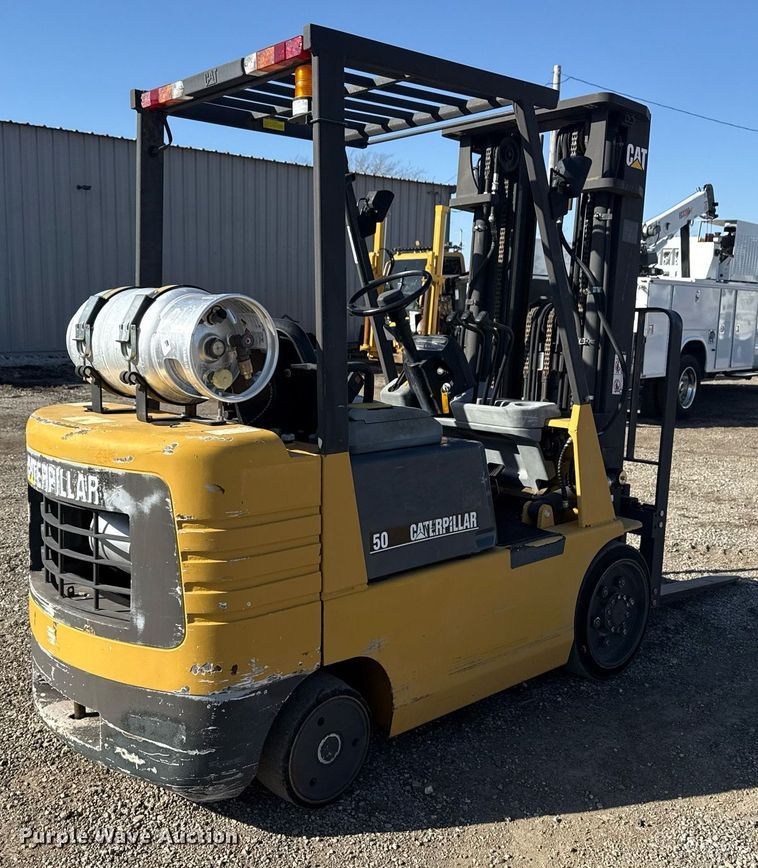 image for item EG2618 1997 Caterpillar GC25 forklift