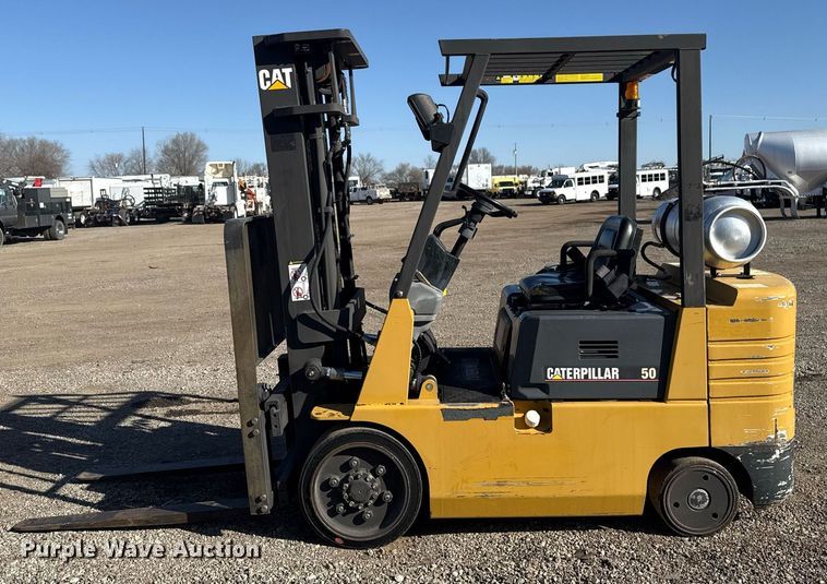 image for item EG2618 1997 Caterpillar GC25 forklift