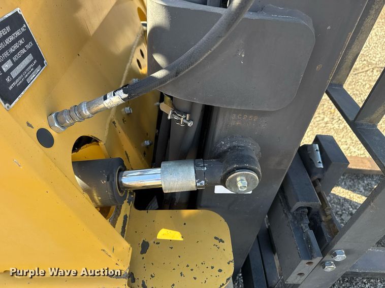 image for item EG2618 1997 Caterpillar GC25 forklift