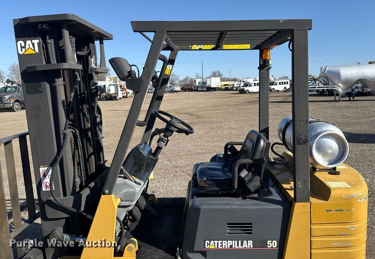 image for item EG2618 1997 Caterpillar GC25 forklift