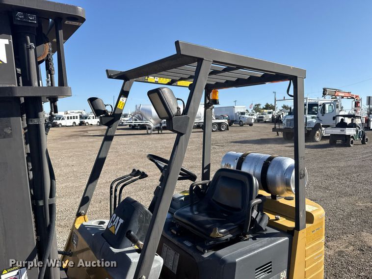 image for item EG2618 1997 Caterpillar GC25 forklift