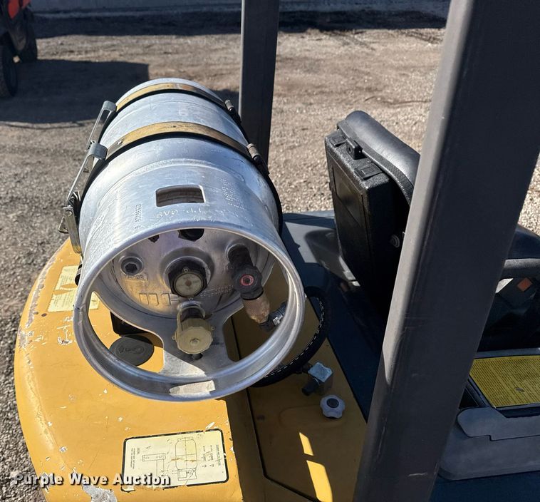 image for item EG2618 1997 Caterpillar GC25 forklift