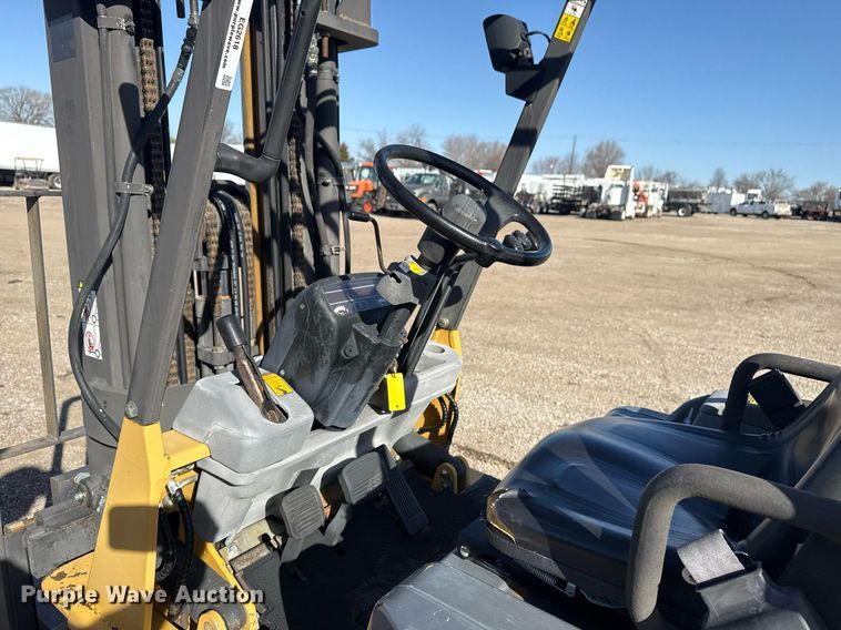 image for item EG2618 1997 Caterpillar GC25 forklift