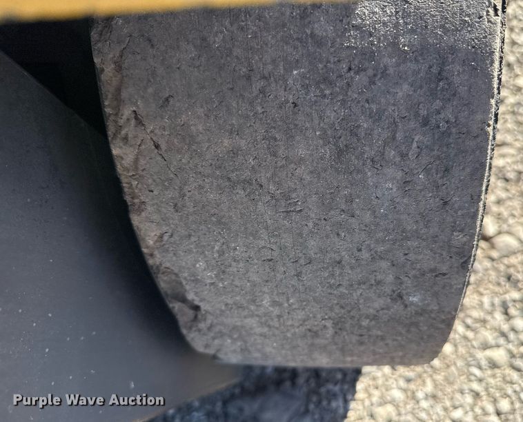 image for item EG2618 1997 Caterpillar GC25 forklift