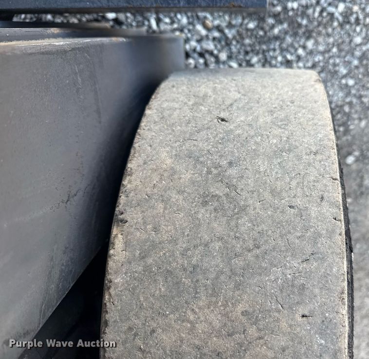 image for item EG2618 1997 Caterpillar GC25 forklift