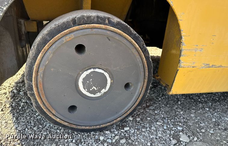 image for item EG2618 1997 Caterpillar GC25 forklift