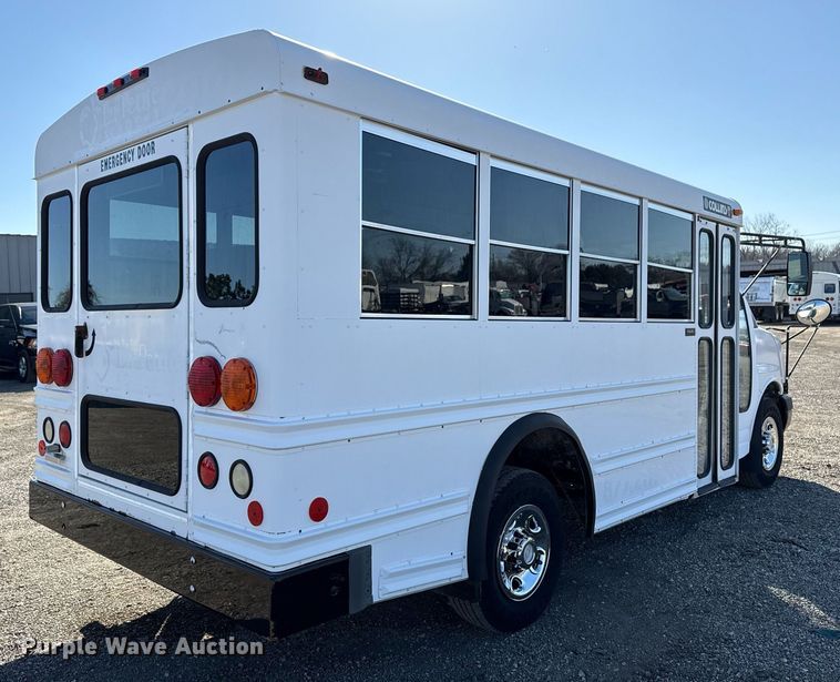 image for item EG2627 2007 Chevrolet Express school bus