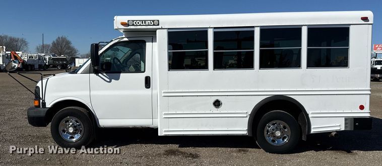 image for item EG2627 2007 Chevrolet Express school bus