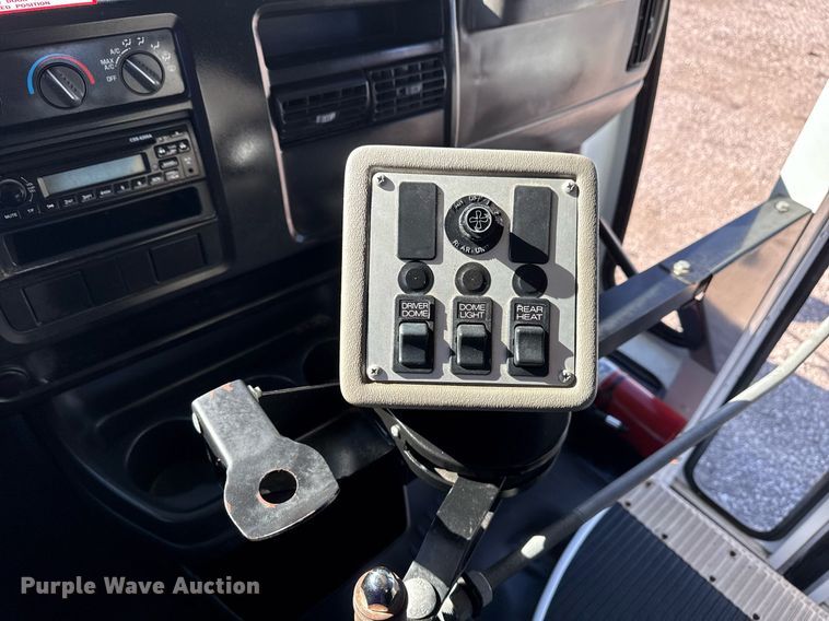 image for item EG2627 2007 Chevrolet Express school bus