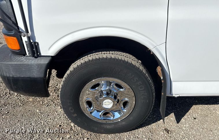 image for item EG2627 2007 Chevrolet Express school bus