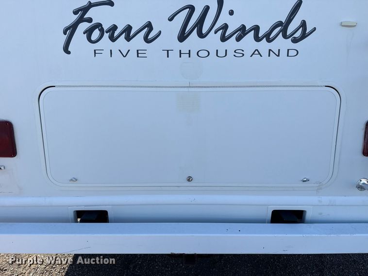 image for item EG2628 2008 Ford E450 Super Duty RV