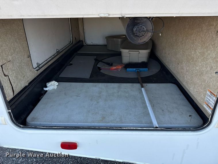 image for item EG2628 2008 Ford E450 Super Duty RV