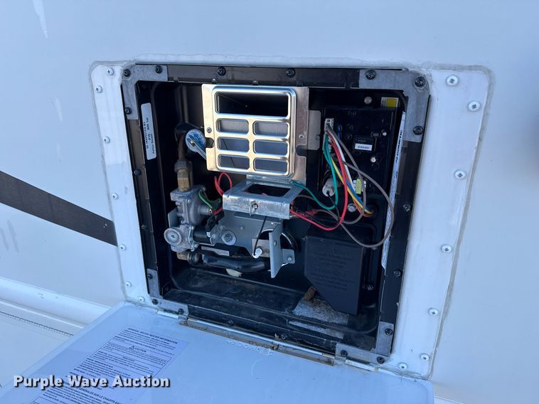 image for item EG2628 2008 Ford E450 Super Duty RV