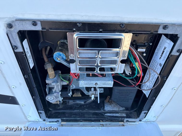 image for item EG2628 2008 Ford E450 Super Duty RV