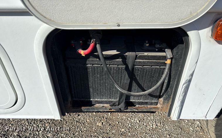 image for item EG2628 2008 Ford E450 Super Duty RV