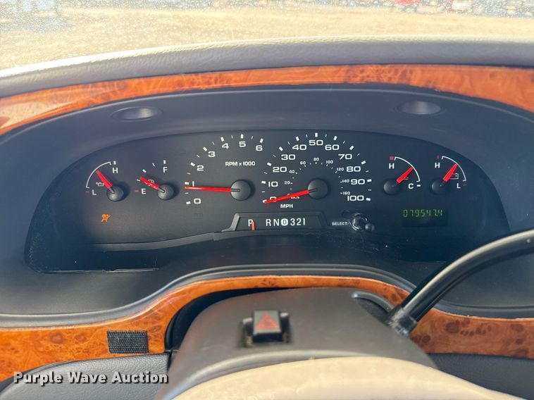 image for item EG2628 2008 Ford E450 Super Duty RV