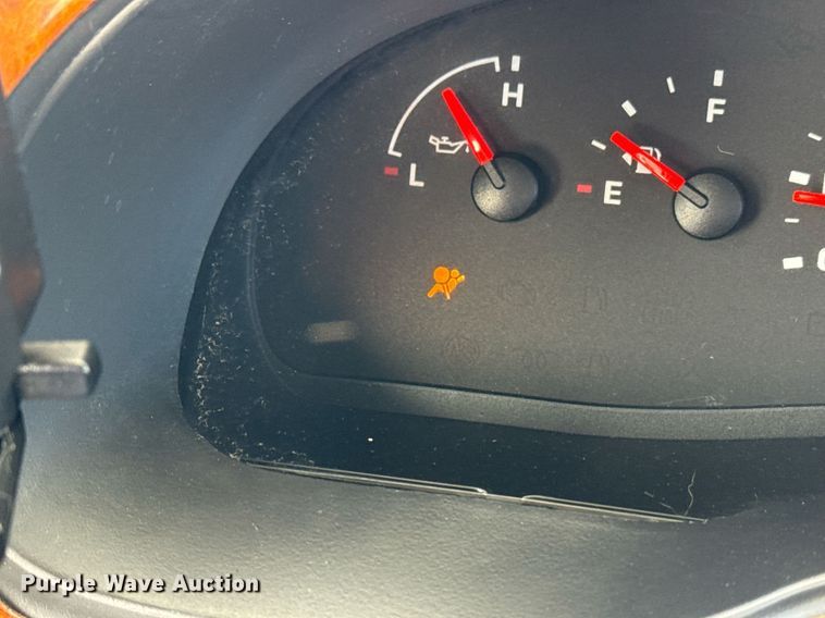 image for item EG2628 2008 Ford E450 Super Duty RV